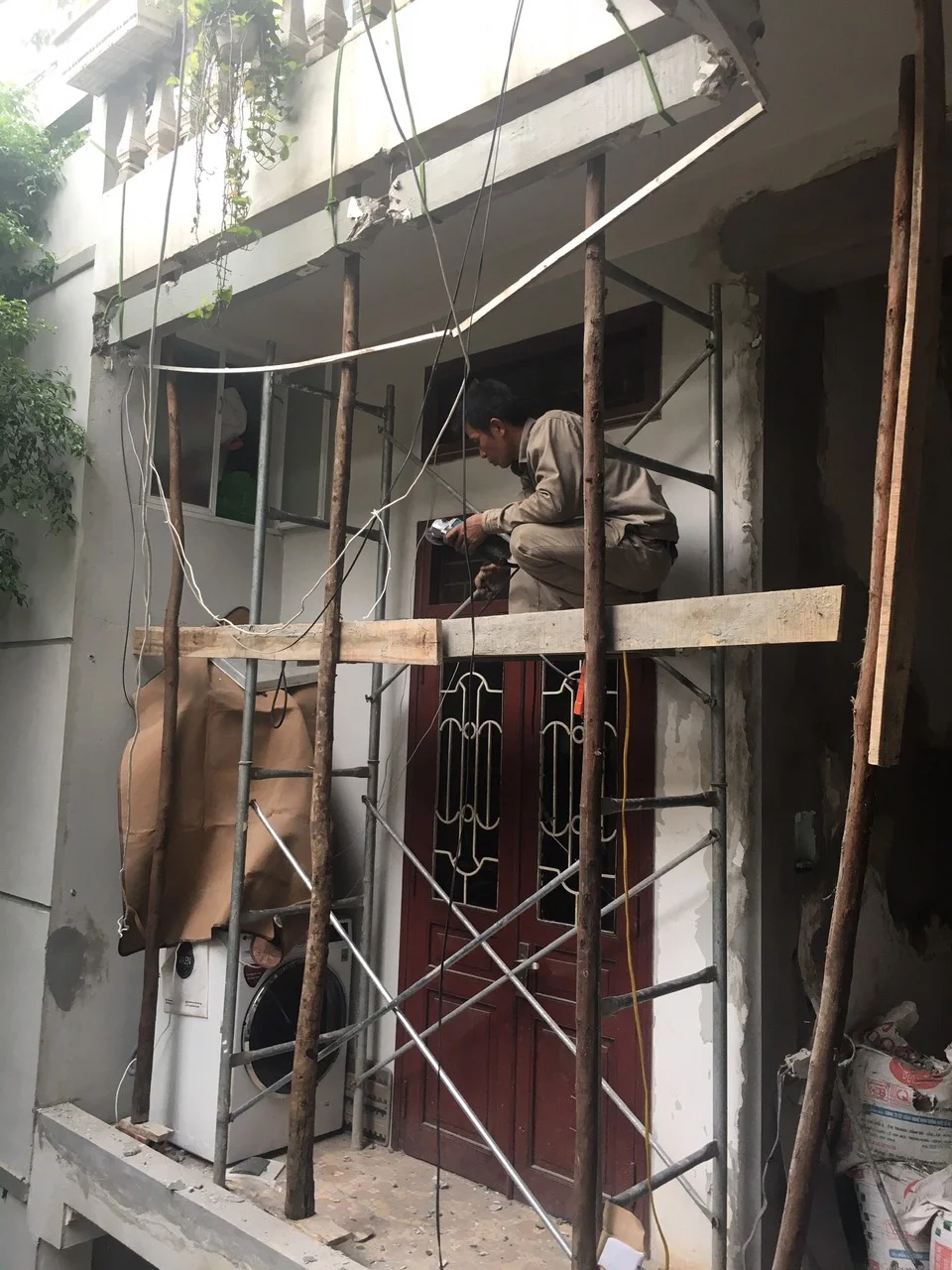 Thi công cải tạo nhà phố